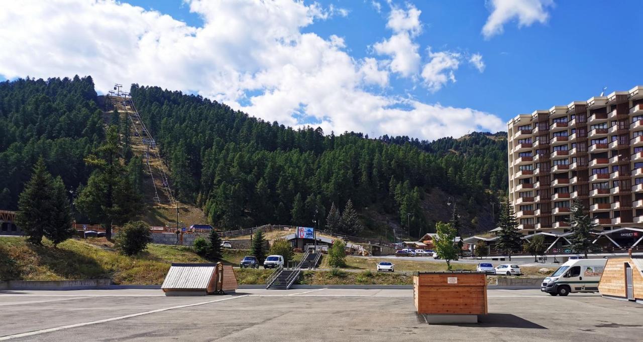 Grand Studio 4 A 6 Personnes, Au Pied Des Pistes Vars  Exteriér fotografie