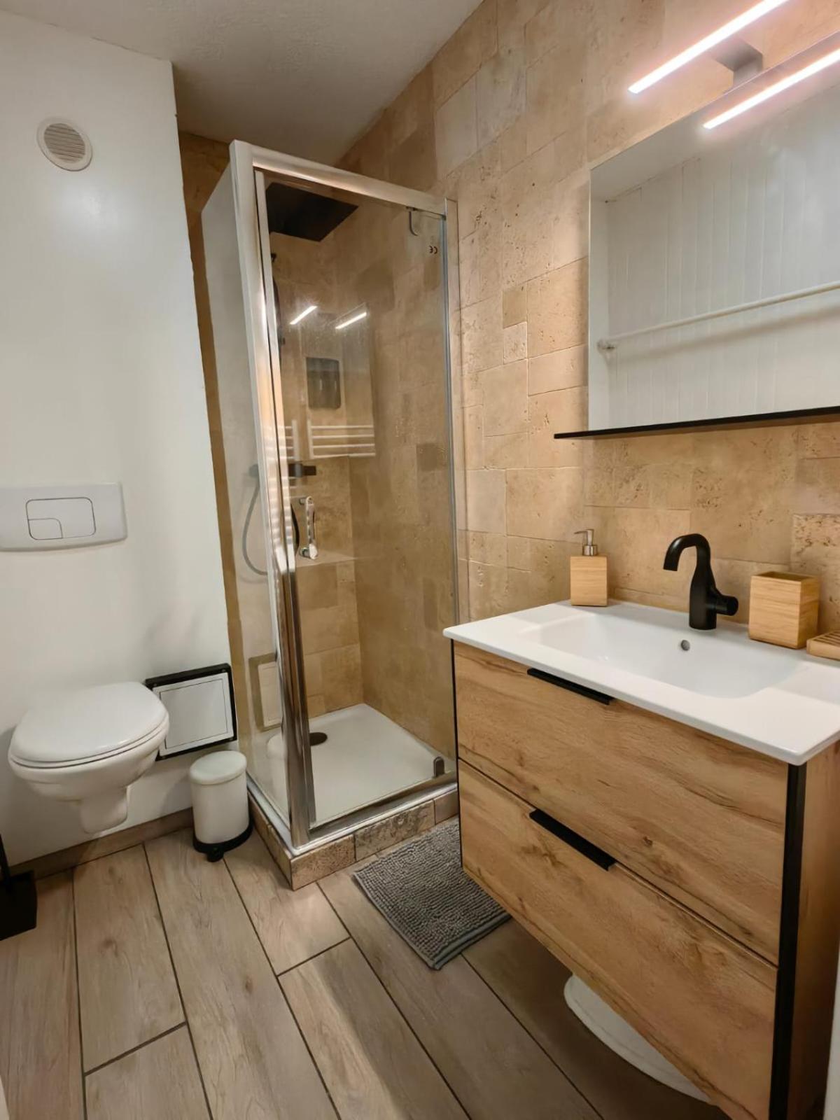 Grand Studio 4 A 6 Personnes, Au Pied Des Pistes Vars  Exteriér fotografie